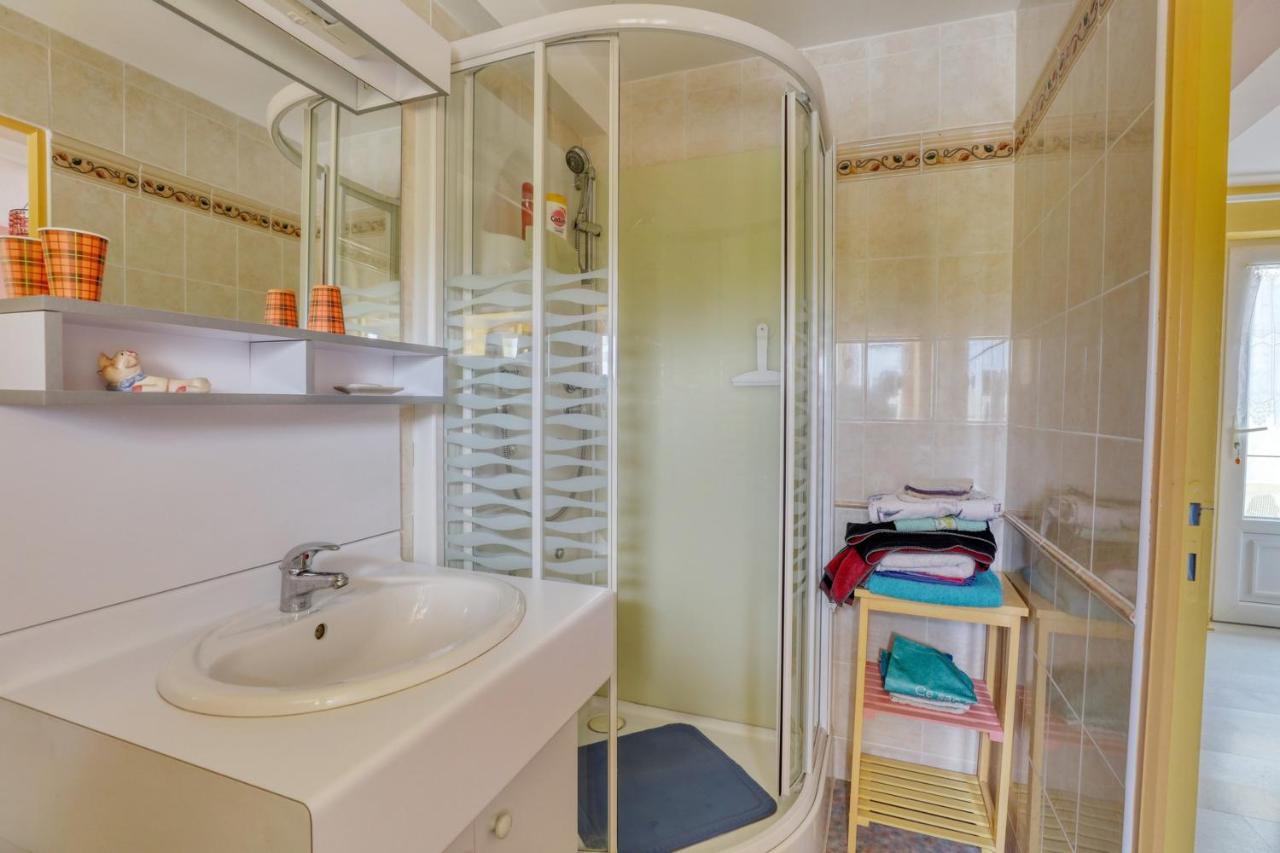 Maison Spacieuse Avec Jardin Pres De Le Bouffay Commes Kültér fotó